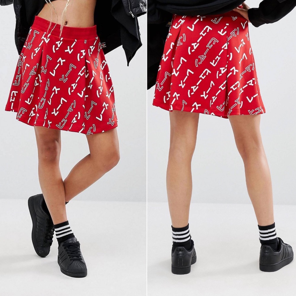 ADIDAS ORIGINALS × PHARRELL WILLIAMS HU POWER SKIRT IN POWRED/WHITE SZ M - BNWT